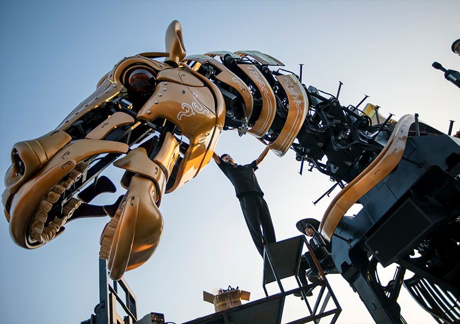 Giant Golden Horse 4