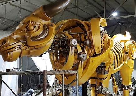 The Giant Golden Bull for the Spring Festival Gala 3