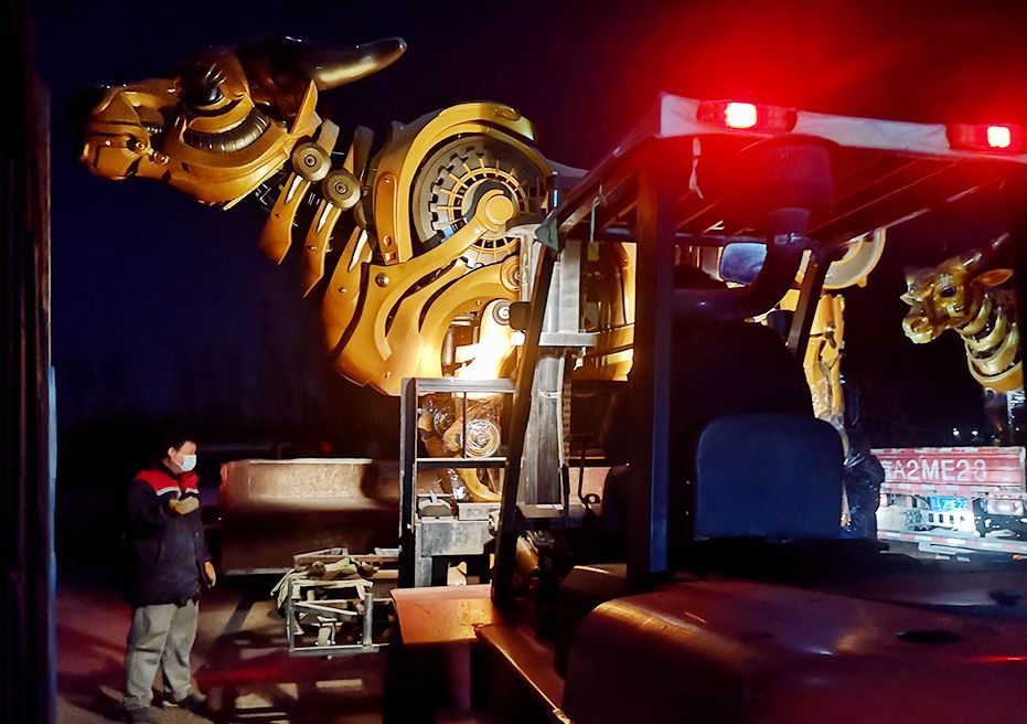 The Giant Golden Bull for the Spring Festival Gala 3