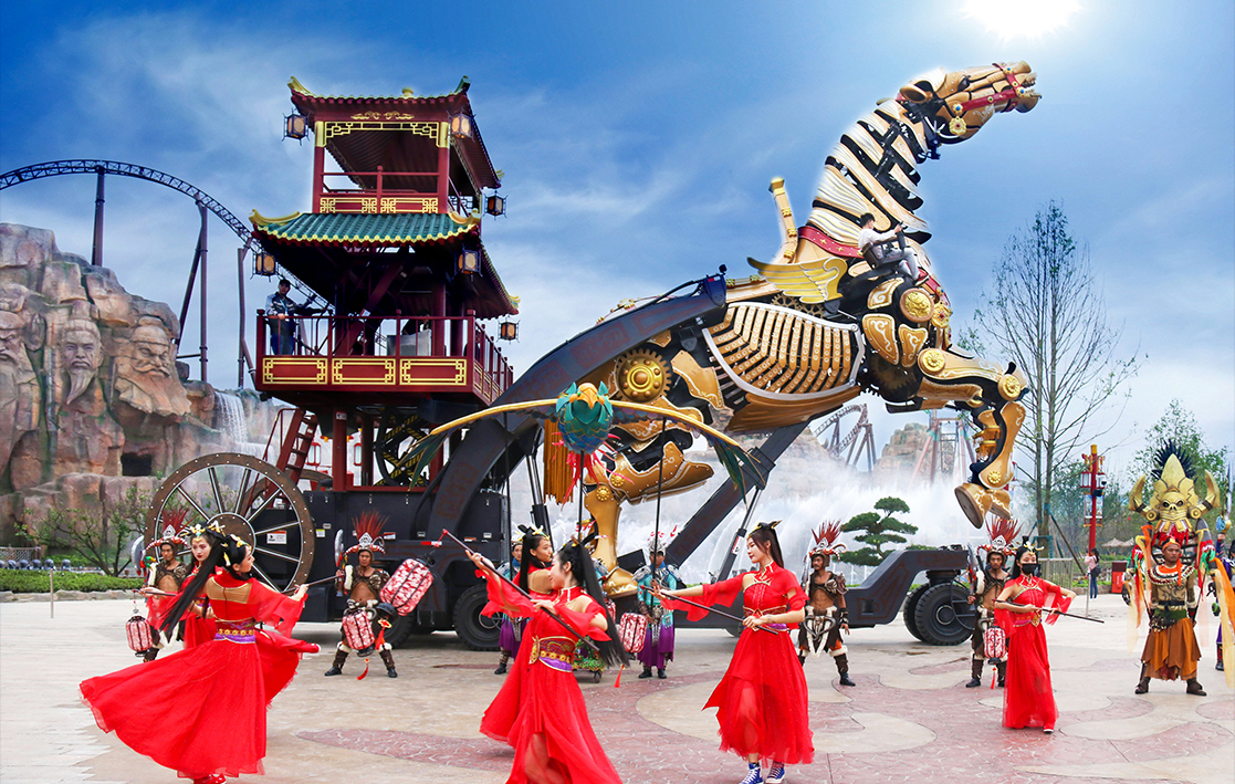 Giant Golden Horse